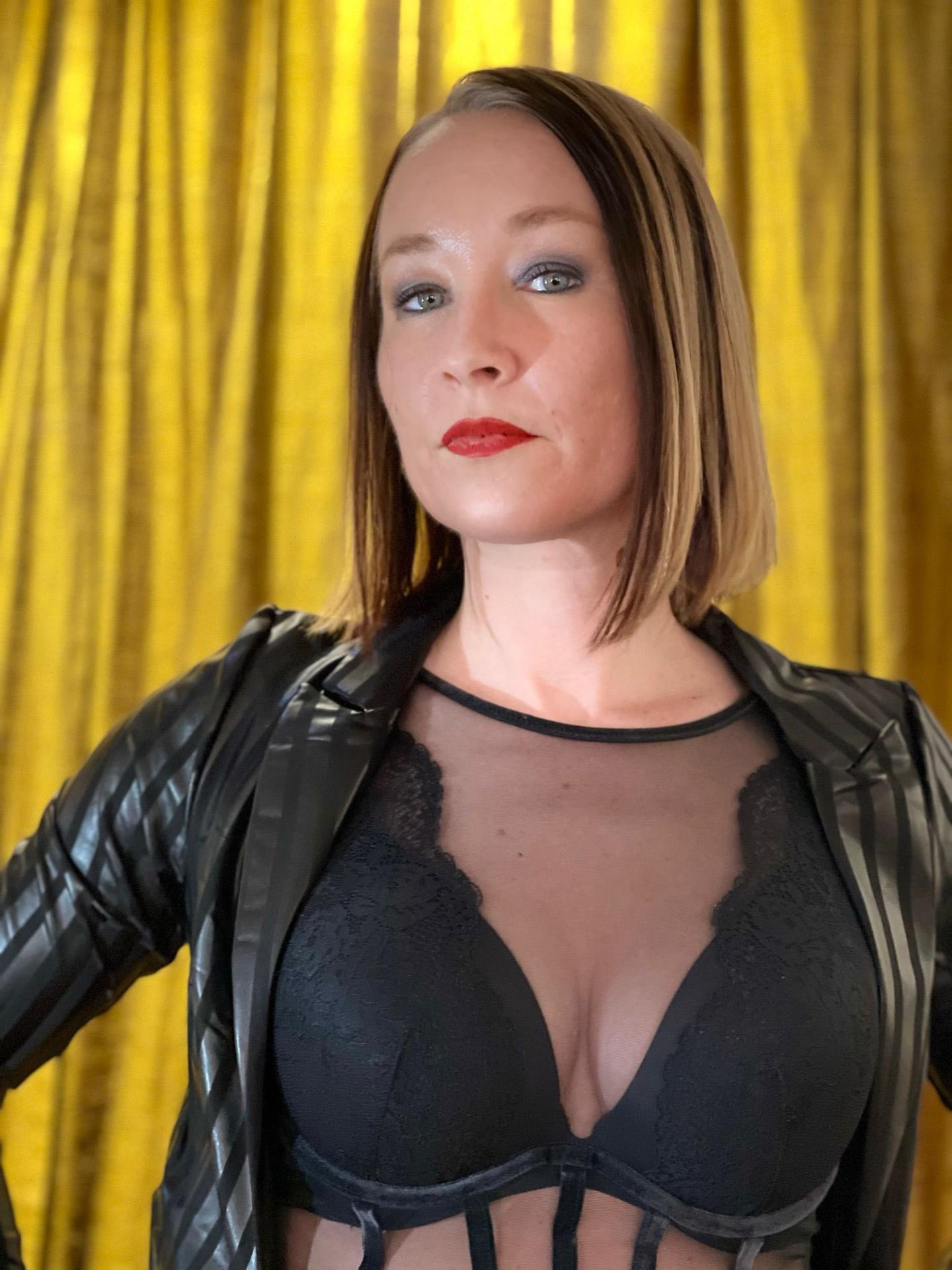 Meesteres Noir photo