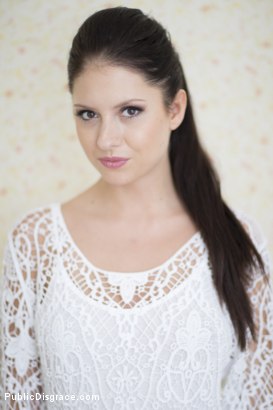 Rebecca Volpetti photo