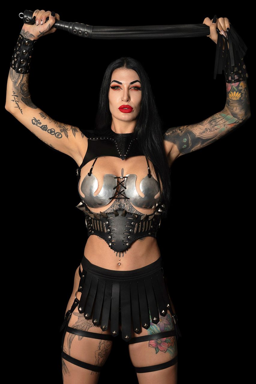 Mistress Damazonia photo