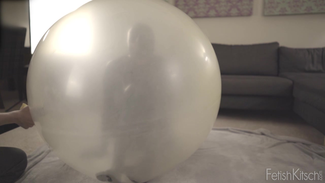 Nenetl's Luftballon