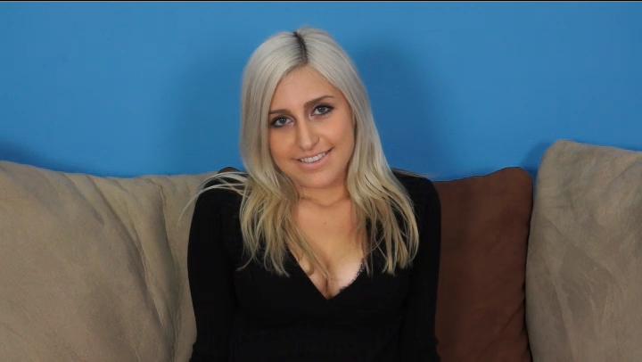 Xandra Sixx Solo 3