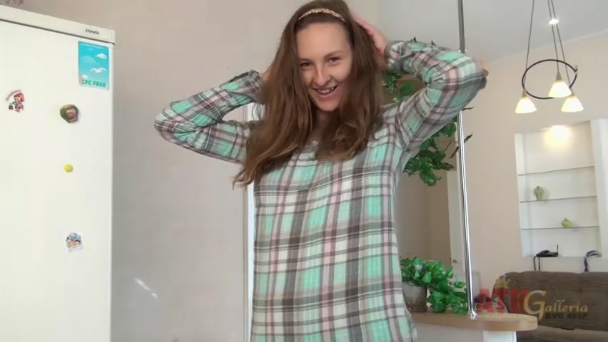 Ariadna in plaid