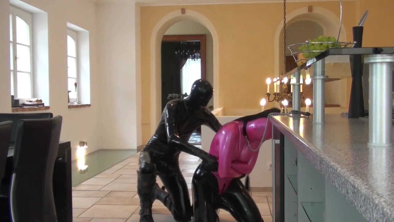 Straitbody Blowjob