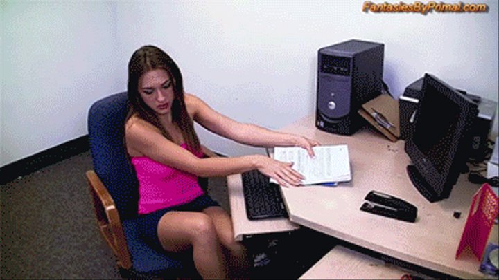 Training The Secretary - Mesmerize Secretary With Callie Calypso