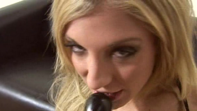 Amy Brooke LIVE