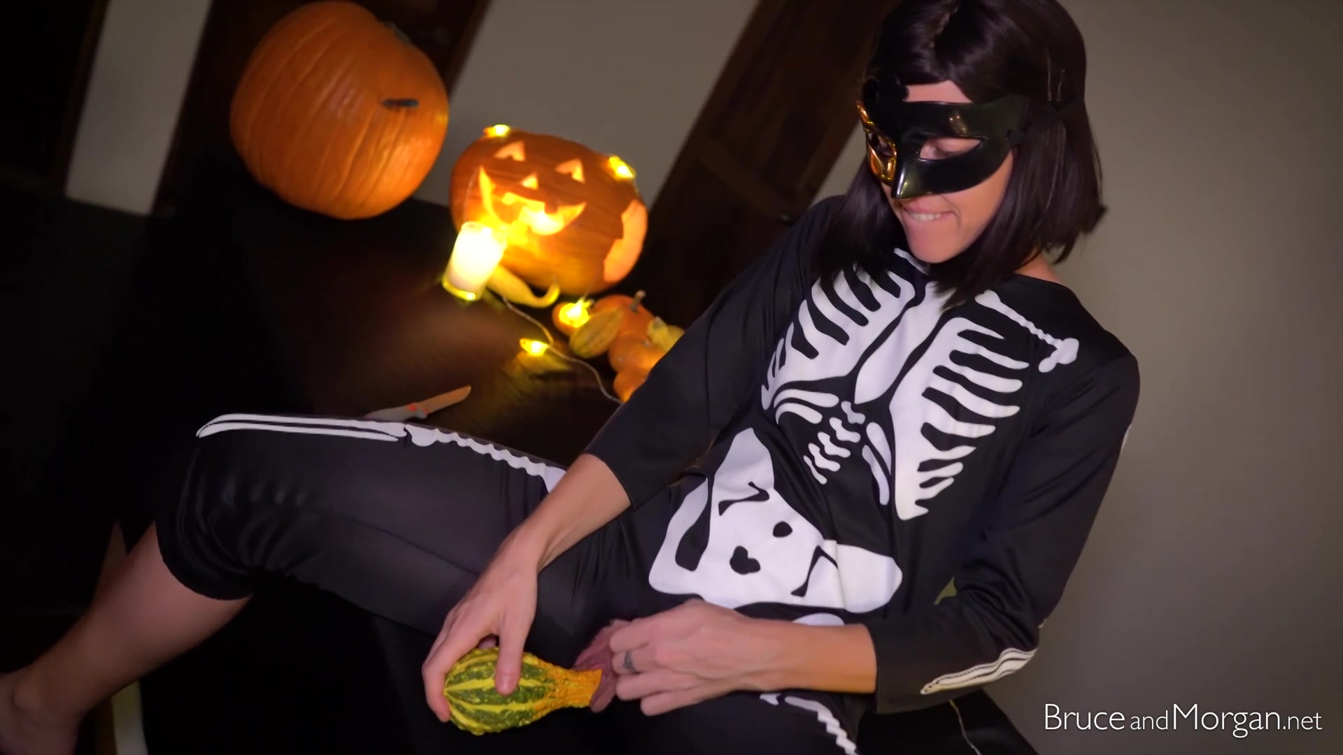 Submissive Skeleton