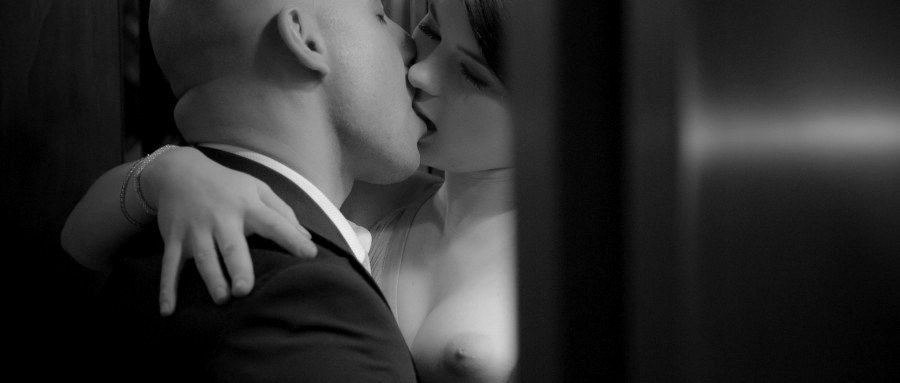 LIFT KISS