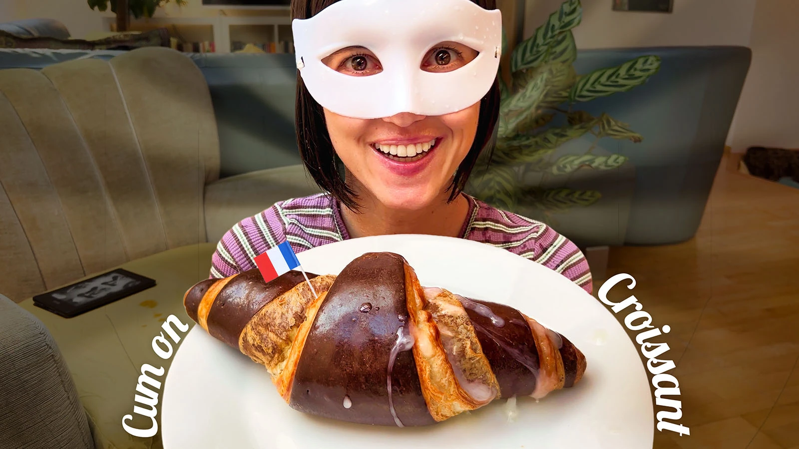 Cum on Croissant