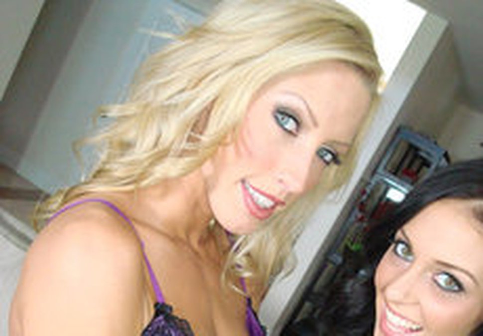 Best Friends Fuck