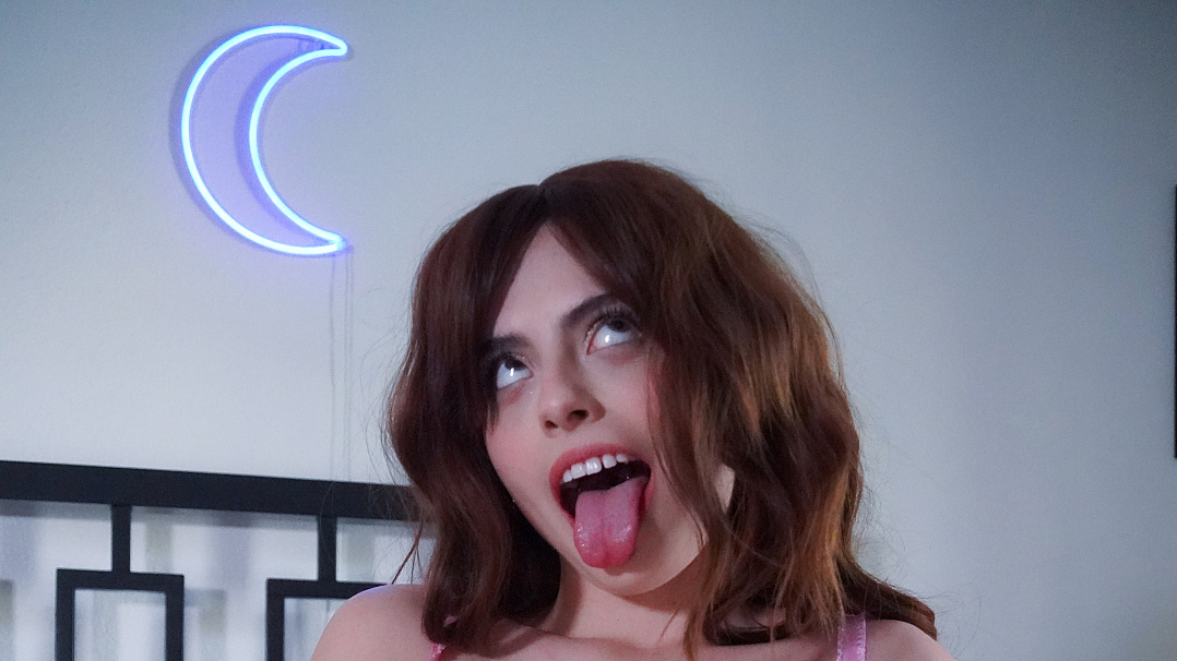 Horny Cutie Angel Windell Enjoys Having Sex