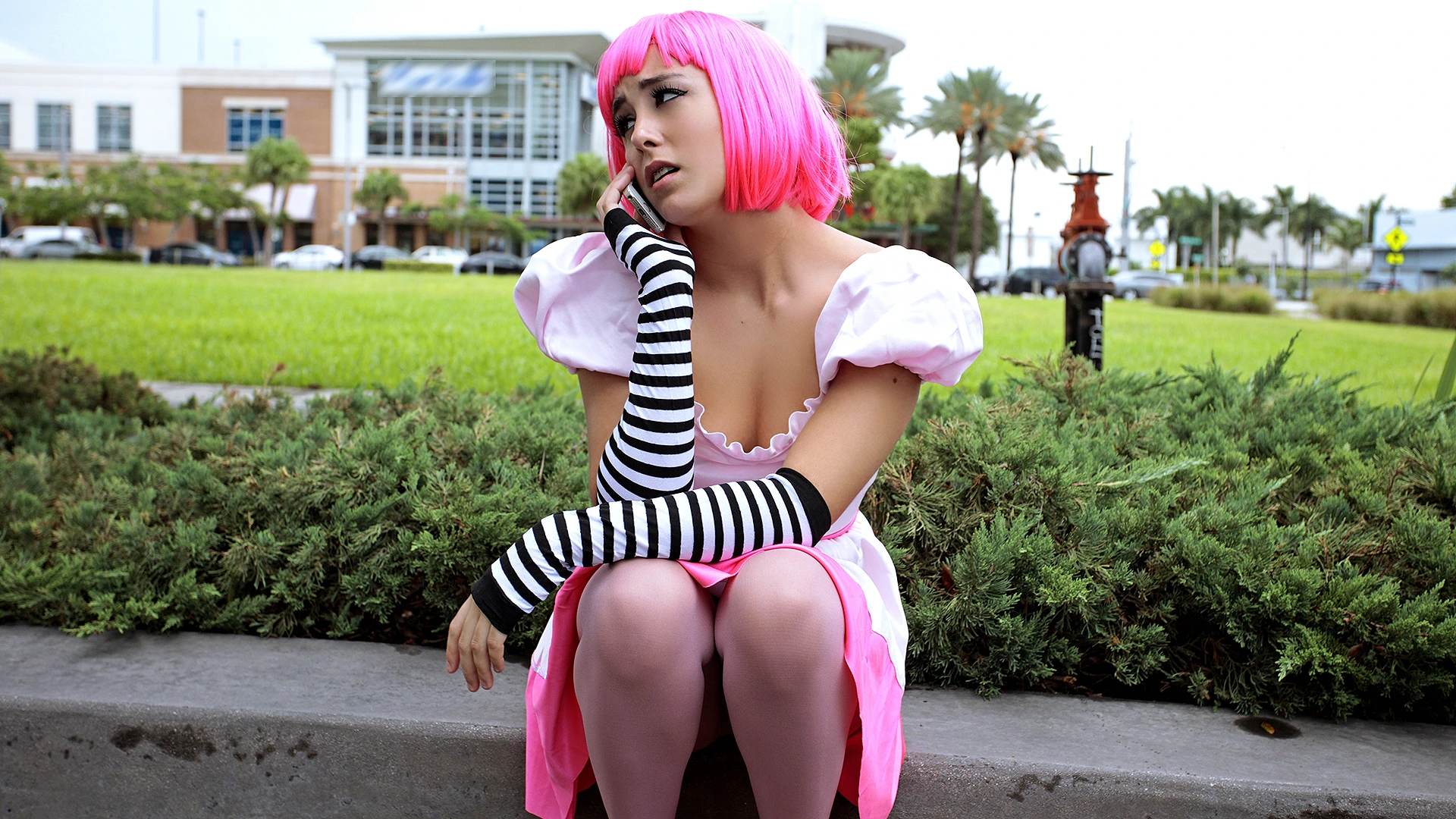 Cosplaying Chick Sucks Like a Pro